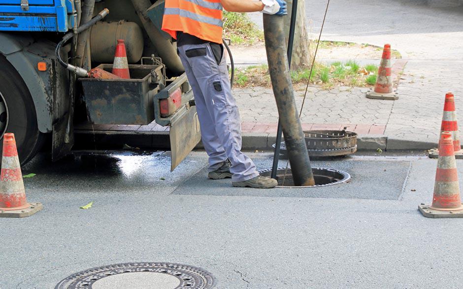 pompe déboucheur canalisation Paris 17
